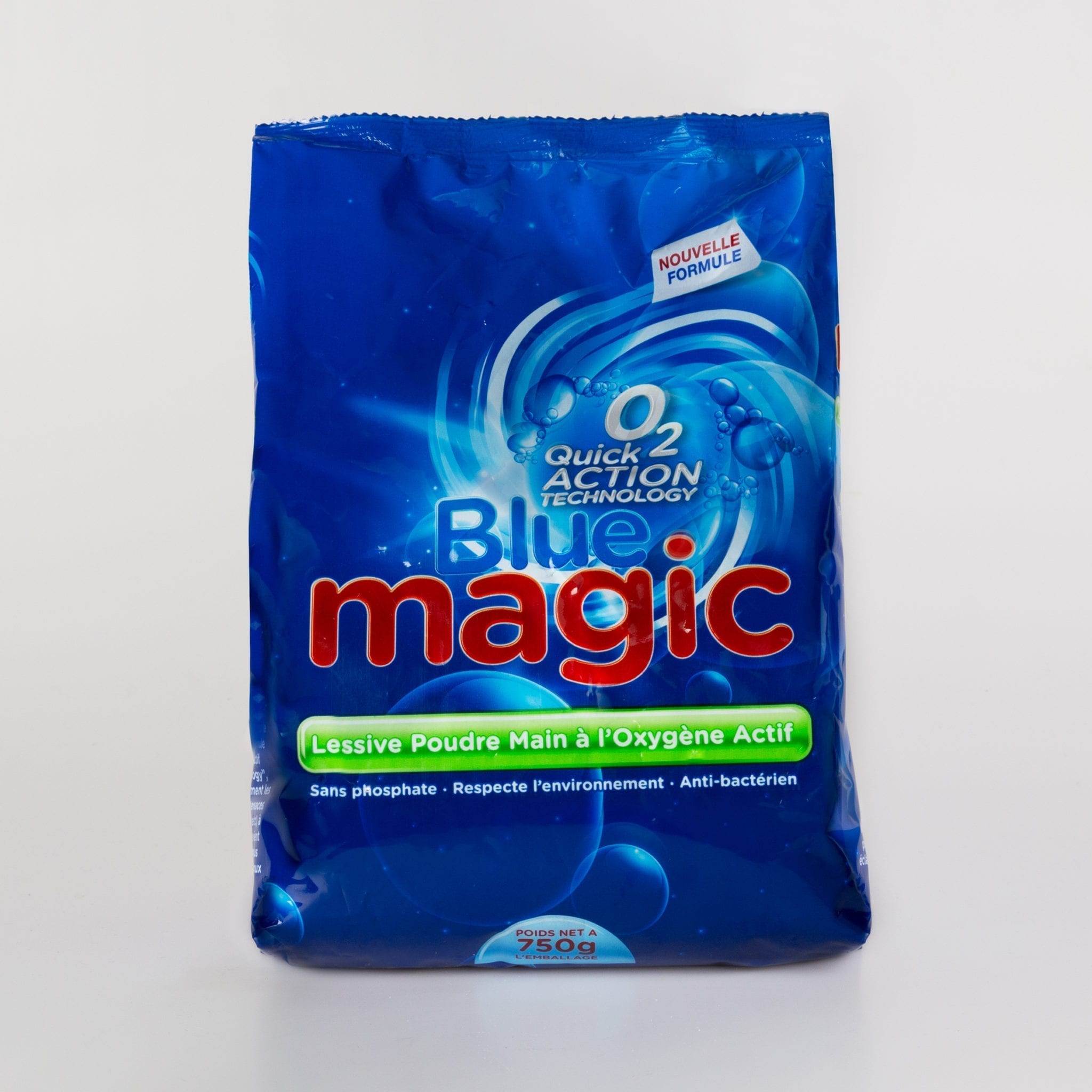 Blue Magic Lessive Poudre Main à l'Oxygène Actif 750g - SOAP And Allied  Industries Ltd